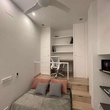 Casa De Huespedes Almirante Madrid Apartment Exterior photo