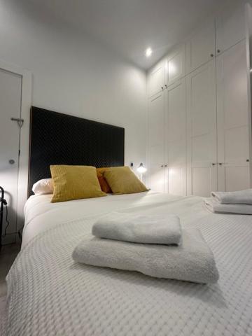 Casa De Huespedes Almirante Madrid Apartment Exterior photo