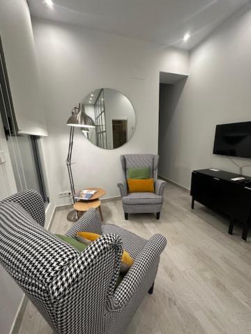 Casa De Huespedes Almirante Madrid Apartment Exterior photo