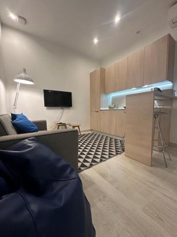 Casa De Huespedes Almirante Madrid Apartment Exterior photo